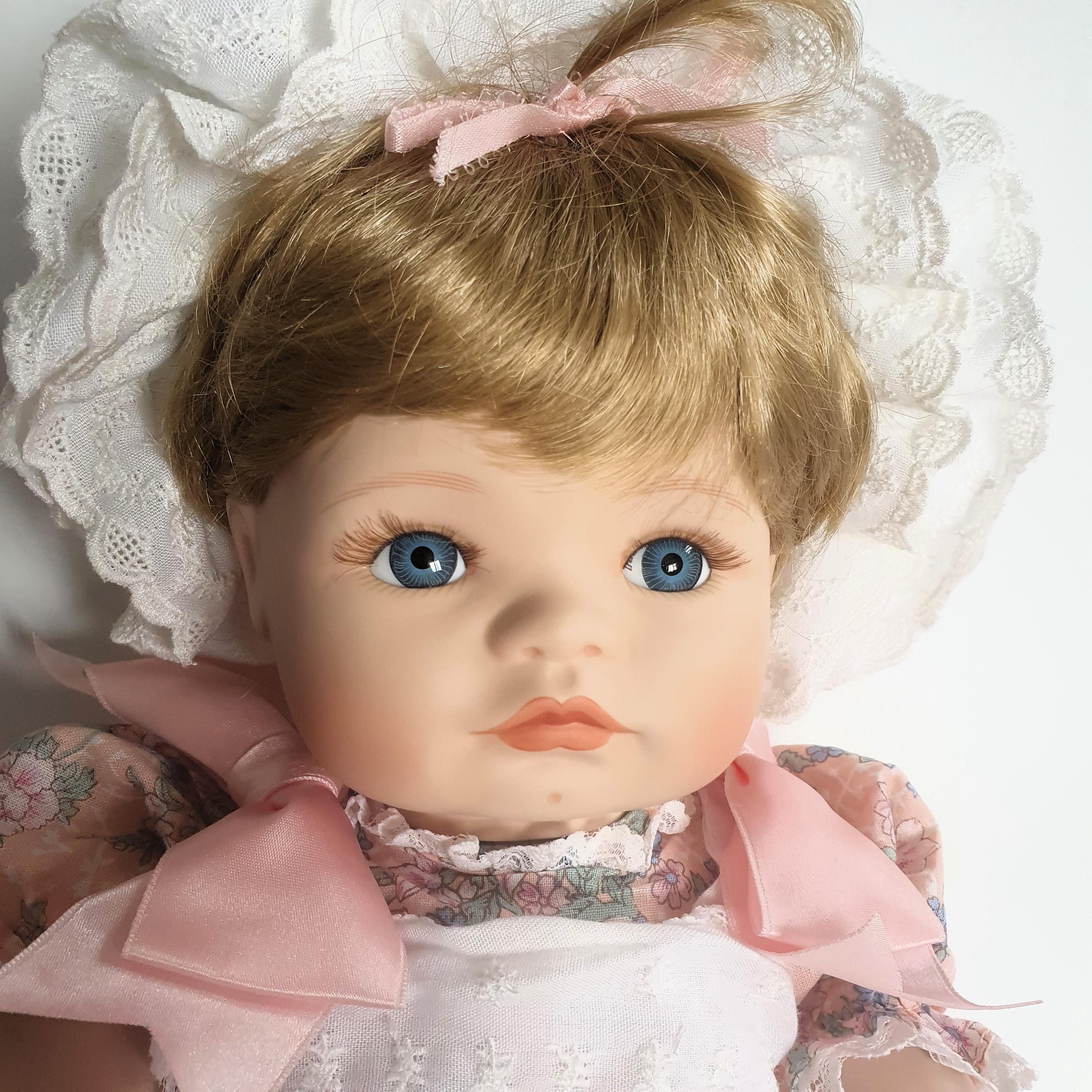 英国製Alberon Collector's Porcelain Doll il_fullxfull.6831771078_jk8k.jpg