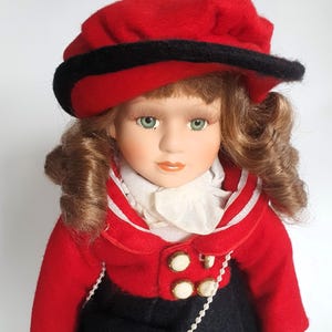 Vintage Porcelain Doll &#39;&#39;Meg&#39;&#39; 14&quot;(35cm) by The Leonardo Collection, Vintage Cute Collector’s Porcelain Doll (637)