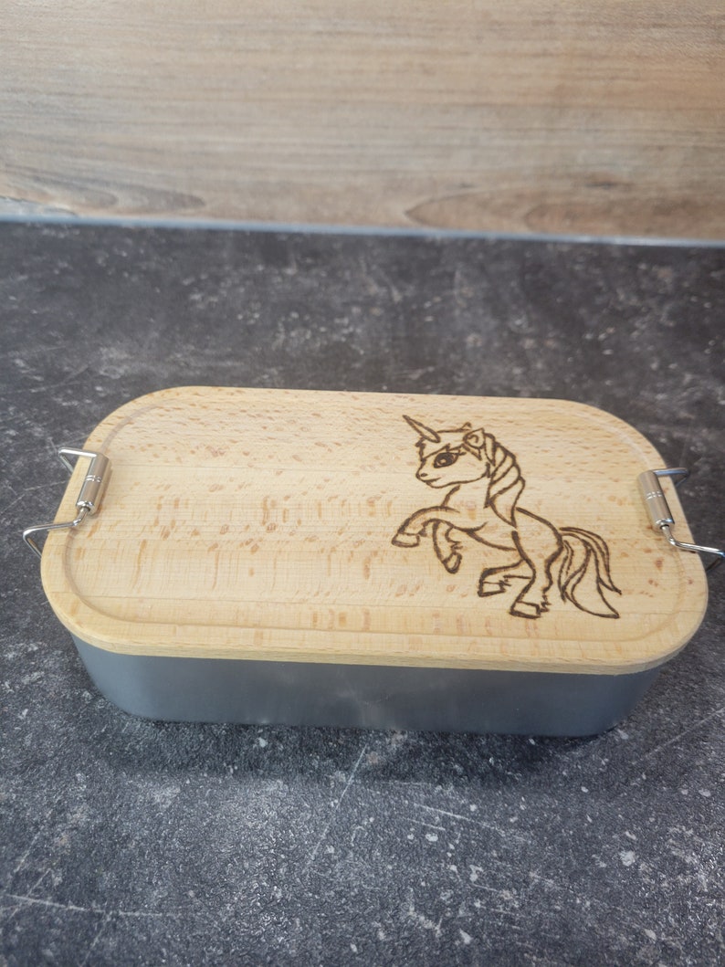 Metall Lunchbox personalisiert mit Holzdeckel Einhorn handgebrannt heimisches Buchenholz Mädchentraum Bild 7