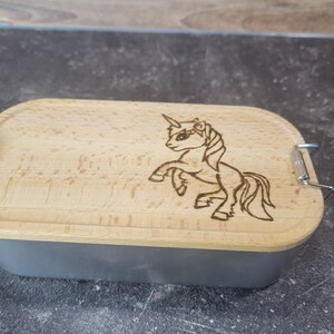 Metall Lunchbox personalisiert mit Holzdeckel Einhorn handgebrannt heimisches Buchenholz Mädchentraum Bild 3