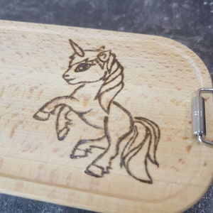 Metall Lunchbox personalisiert mit Holzdeckel Einhorn handgebrannt heimisches Buchenholz Mädchentraum Bild 5