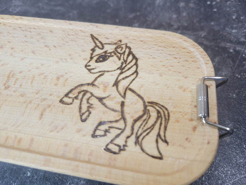 Metall Lunchbox personalisiert mit Holzdeckel Einhorn handgebrannt heimisches Buchenholz Mädchentraum Bild 5