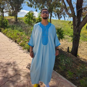 Gandoura Marocaine Traditionnelle pour Femme – Caftan Léger, Tenue Orientale Élégante, Robe Marocaine Fait Main, Idéal pour Ramadan Eid Adha