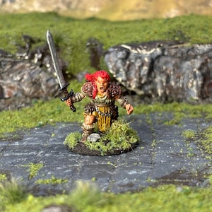 Hand Painted Dwarf Female Barbarian/Fighter Miniature