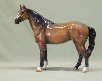 Warmblood Dark Bay Mare - 22cm Long x 19cm High - Cheval Ceramics - Ceramic Figurine