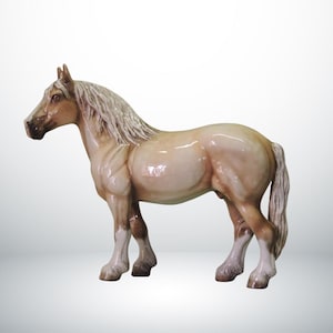 American Cream Draft - Keramikpferdefigur - 25 cm hoch - 21 cm lang - Cheval Keramik