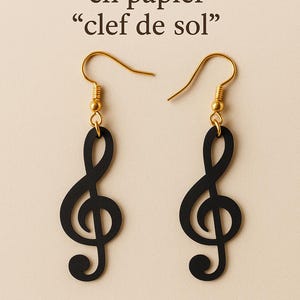 Boucles d’oreilles en papier cartonné.  Clef de Sol