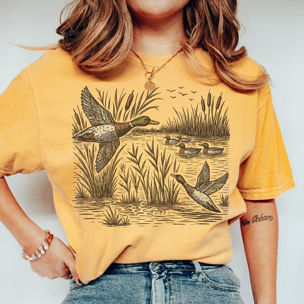 Comfort Colors Mallard Duck Shirt, Vintage Hunting Tshirt, Retro Nature Scene Tee, Outdoorsman Gift, Wildlife Graphic Shirt,Flying Ducks Tee