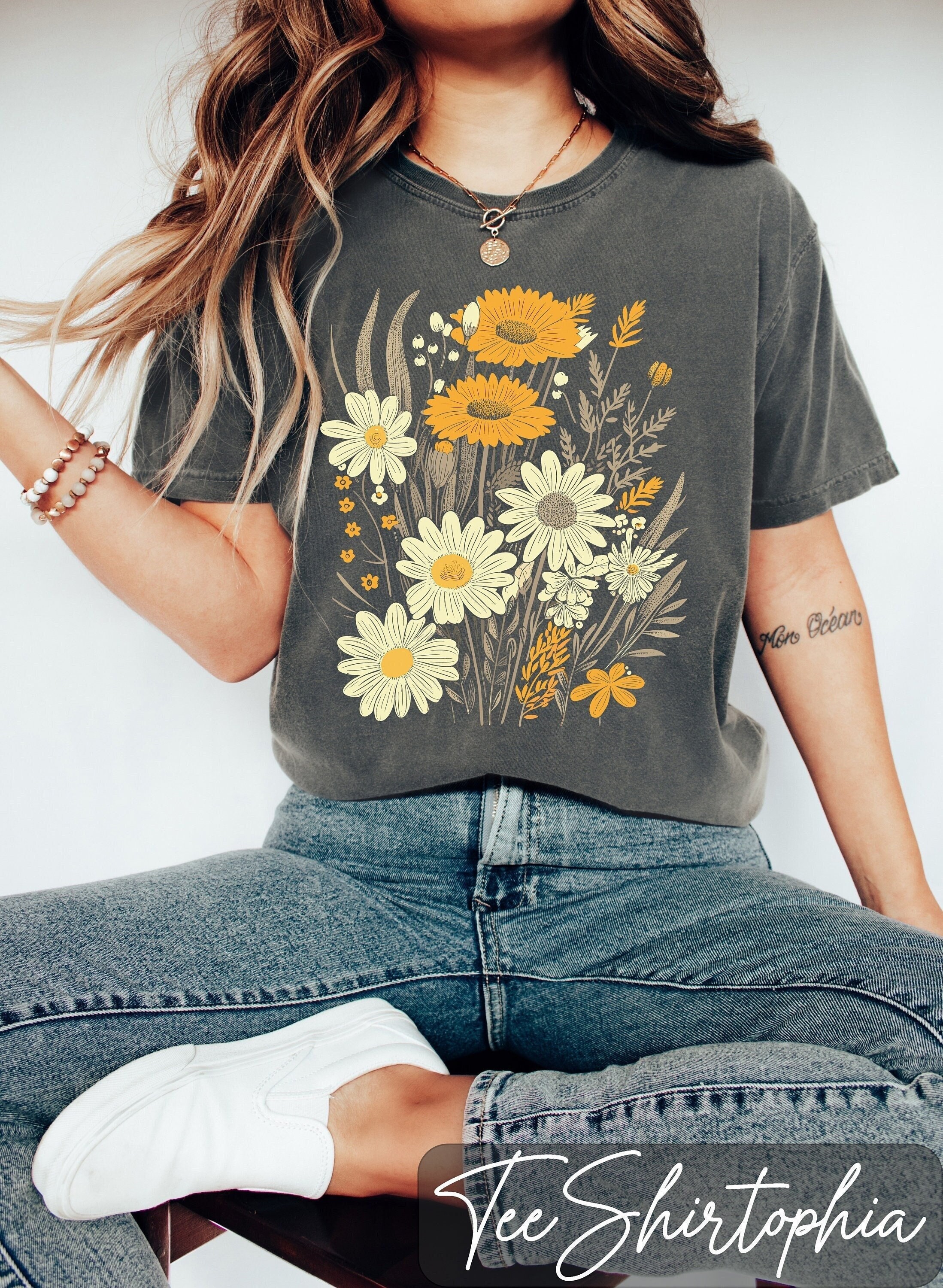 Comfort Colors Boho Wildflower Shirt, Floral Graphic Tee - Etsy