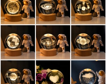 Veilleuse 3D en forme de Lune -en forme de boule de verre avec base en bois - Boule en cristal - LED - Galaxie - Planète  - Décoration