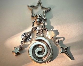 silver star spiral keychain / bag charm! cute small and simple y2k keychain,  cute accessory for a purse, bag or car keys, indie shiny charm