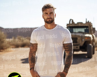 Wit T-shirtmodel getatoeëerd mannelijk model (PNG)