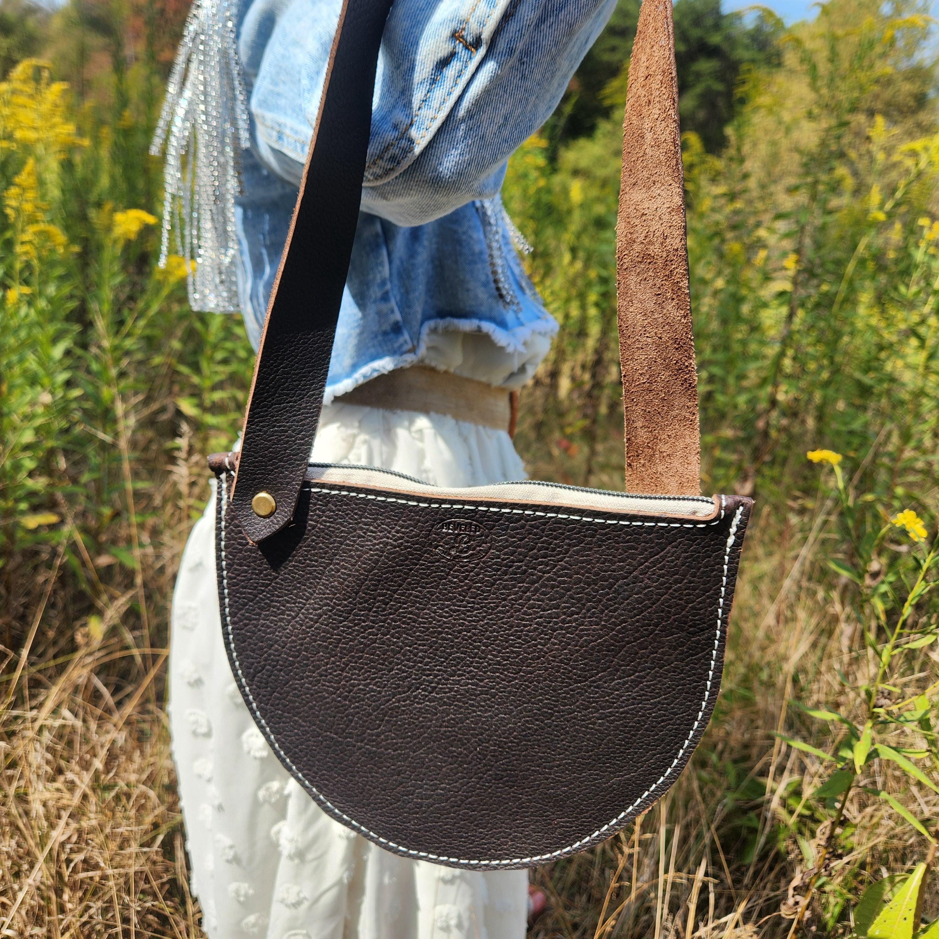 The Monroe Crossbody- perfect bag for the minimalist everyday carry or for going out! - Thumbnail 2