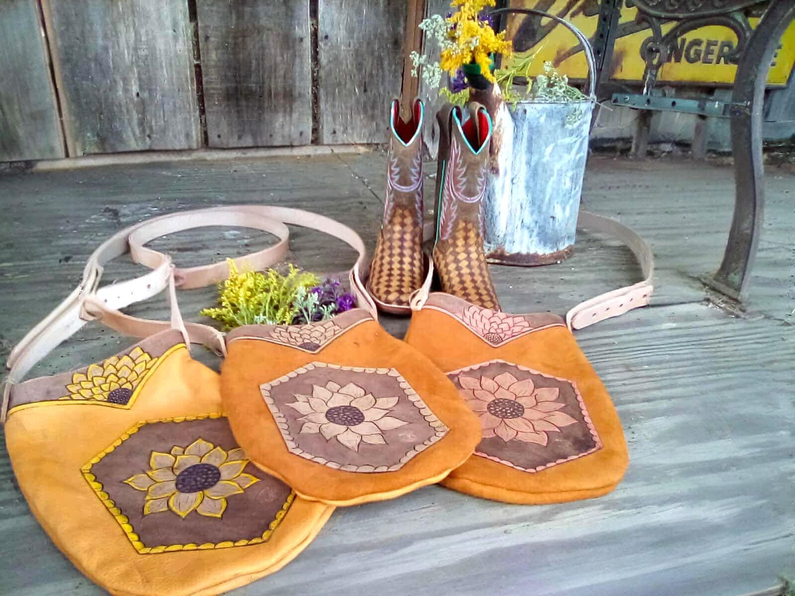 Heritage Hide Satchel- Deerhide crossbody - Thumbnail 2