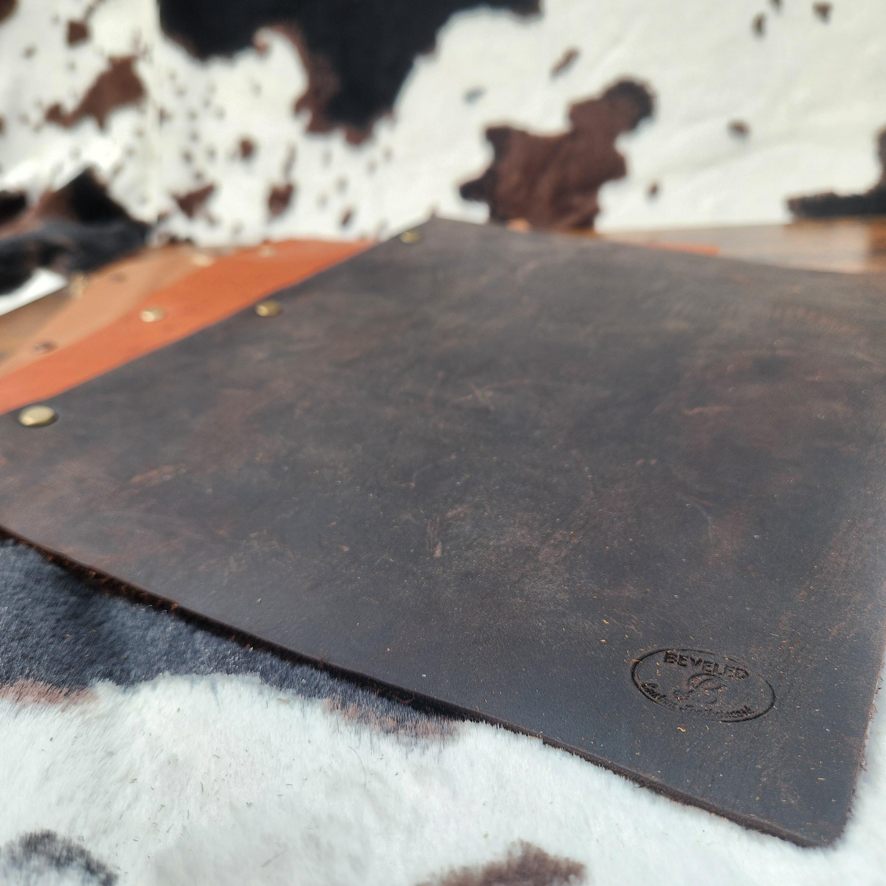 leather portfolio made for presentation or personal use - Thumbnail 2