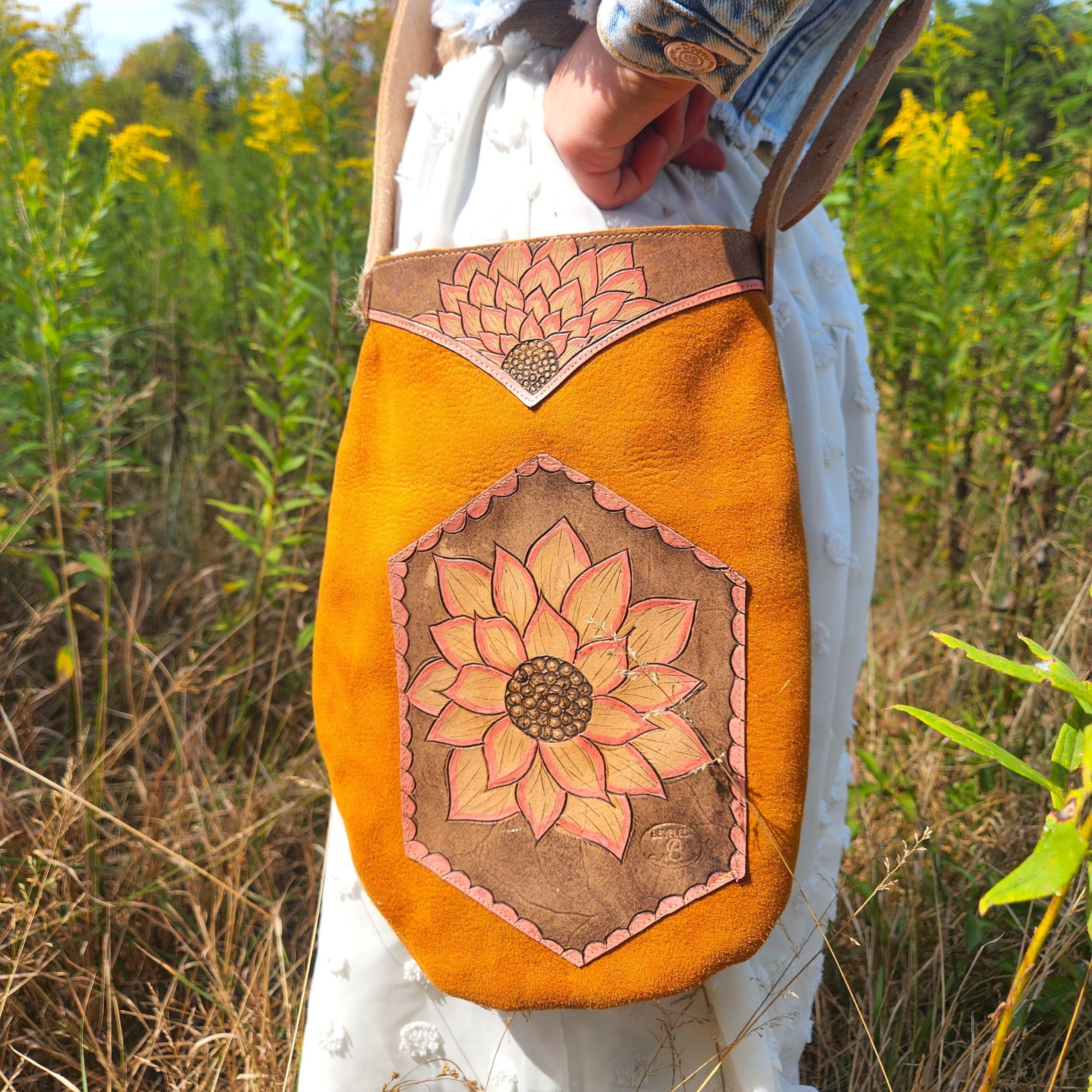 Heritage Hide Satchel- Deerhide crossbody - Thumbnail 4