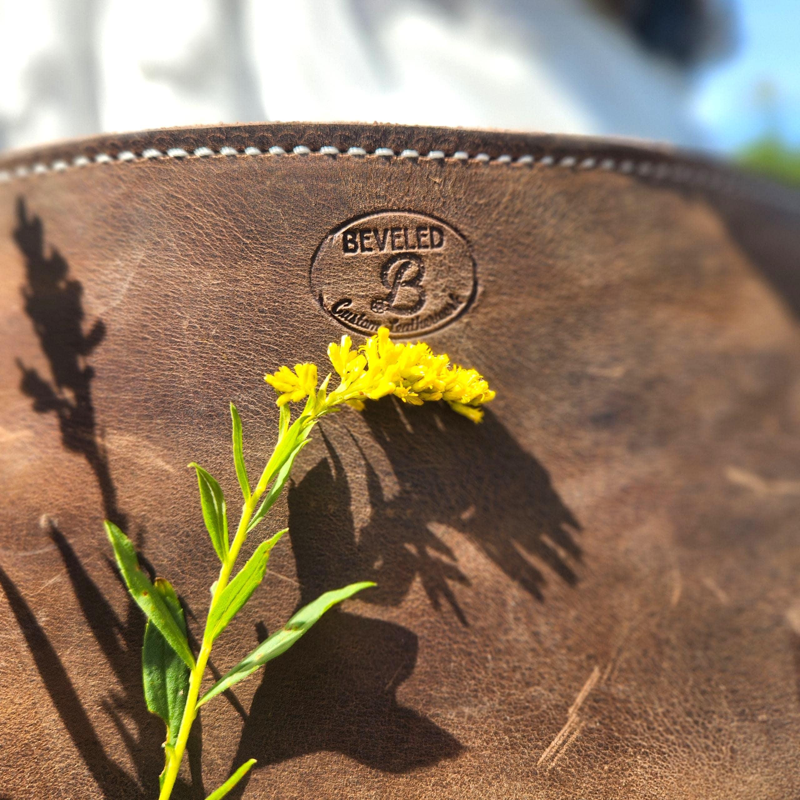 Jean & Lynn Crossbody- handmade leather crossbody purse - Thumbnail 3