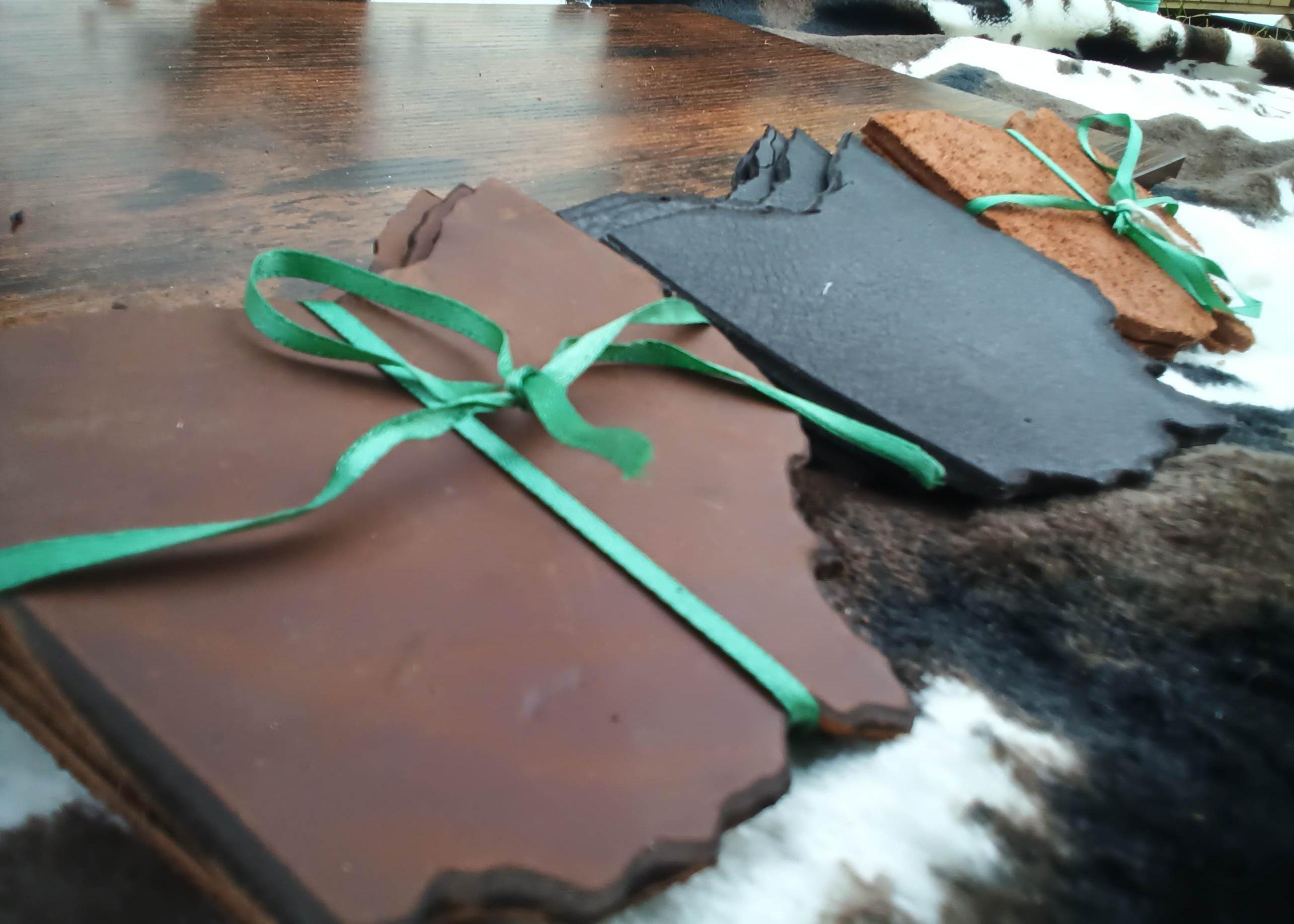 ohio & west Virginia leather coasters. set of 4 - Thumbnail 2