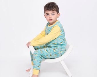 Children & Baby 100% Organic Cotton Jersey Pyjama Set with Bee Print, Matching Boys Sleepwear, Sustainable Premium Nightwear, 1-8 Years Old