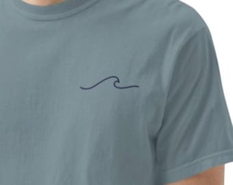 Embroidered Wave Surf T-Shirt: California Beach Style