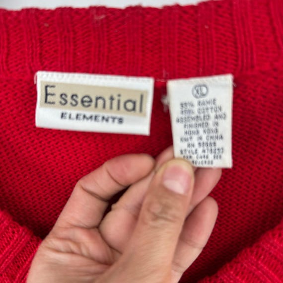 Essential Elements Vintage Red V-Neck Geometric D… - image 2