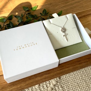 925 Sterling Silber Halskette mit Rosen Anhänger | Silber Charm Halskette | Rose Anhänger Halskette | Silber Blumen Halskette | Kostenlose Geschenkverpackung