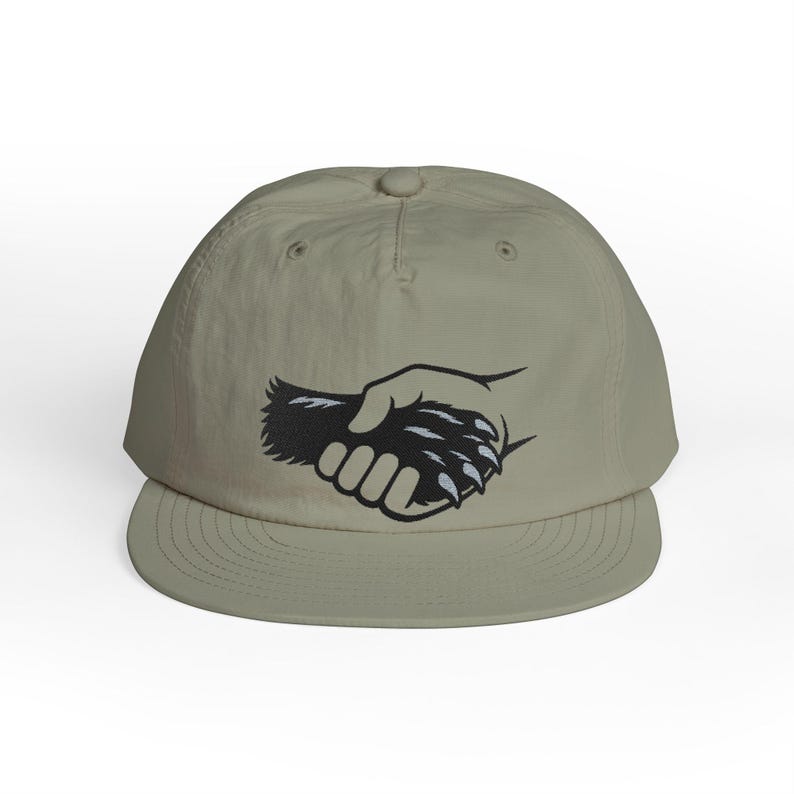 Gorro con estampado de animales - Gorro para amantes de la vida silvestre - Gorro naturalista - Gorra de nailon del Consejo de Criaturas, eucalipto imagen 2