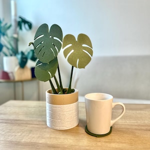 Monstera Coaster Set: Tropical Plant Decor with Magnetic Stems