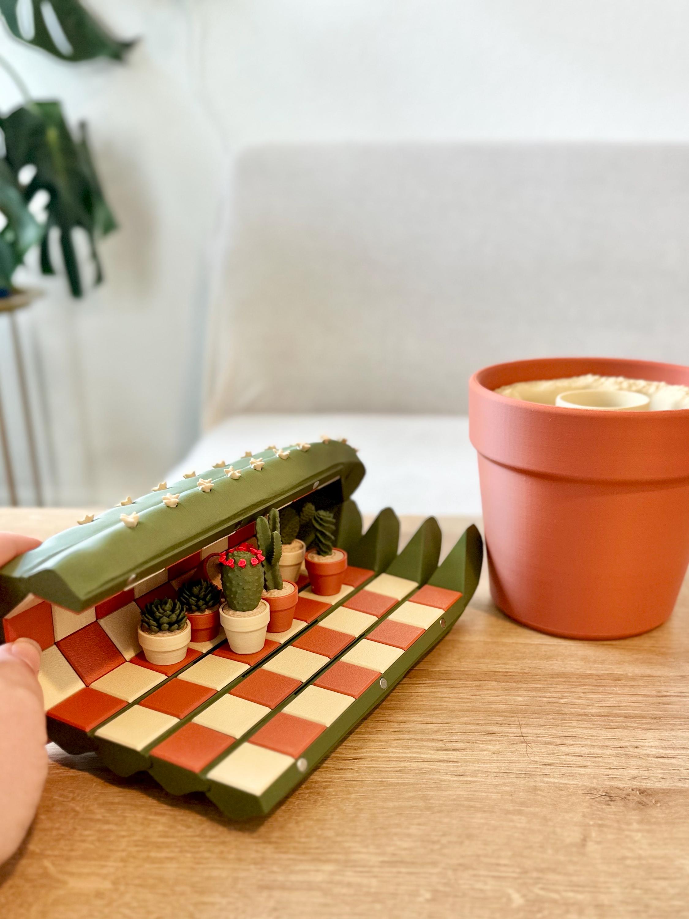 Cactichess - Roll Up Cactus Chess Set, Cacti Chess Board