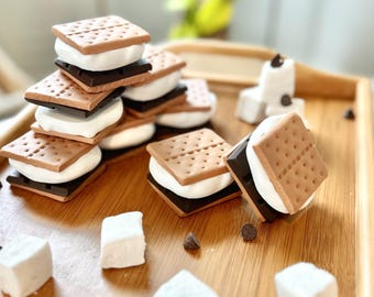 S’mores Clicky Fidget Toy: Sensory Desk Toy