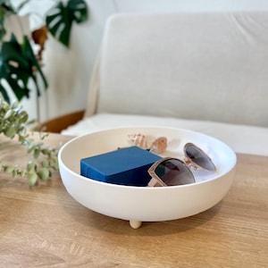 Tomo Modern Design Bowl: Decorative Key and Coin Catch-All