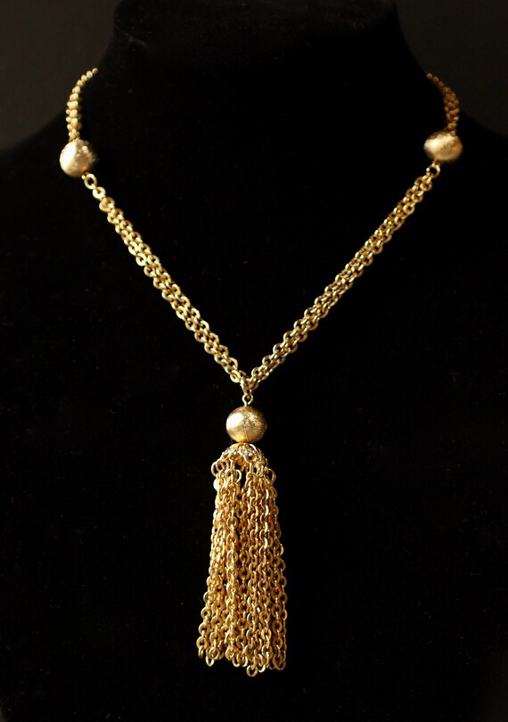 Vintage Long Gold Tone Tassel Chain Link Necklace 