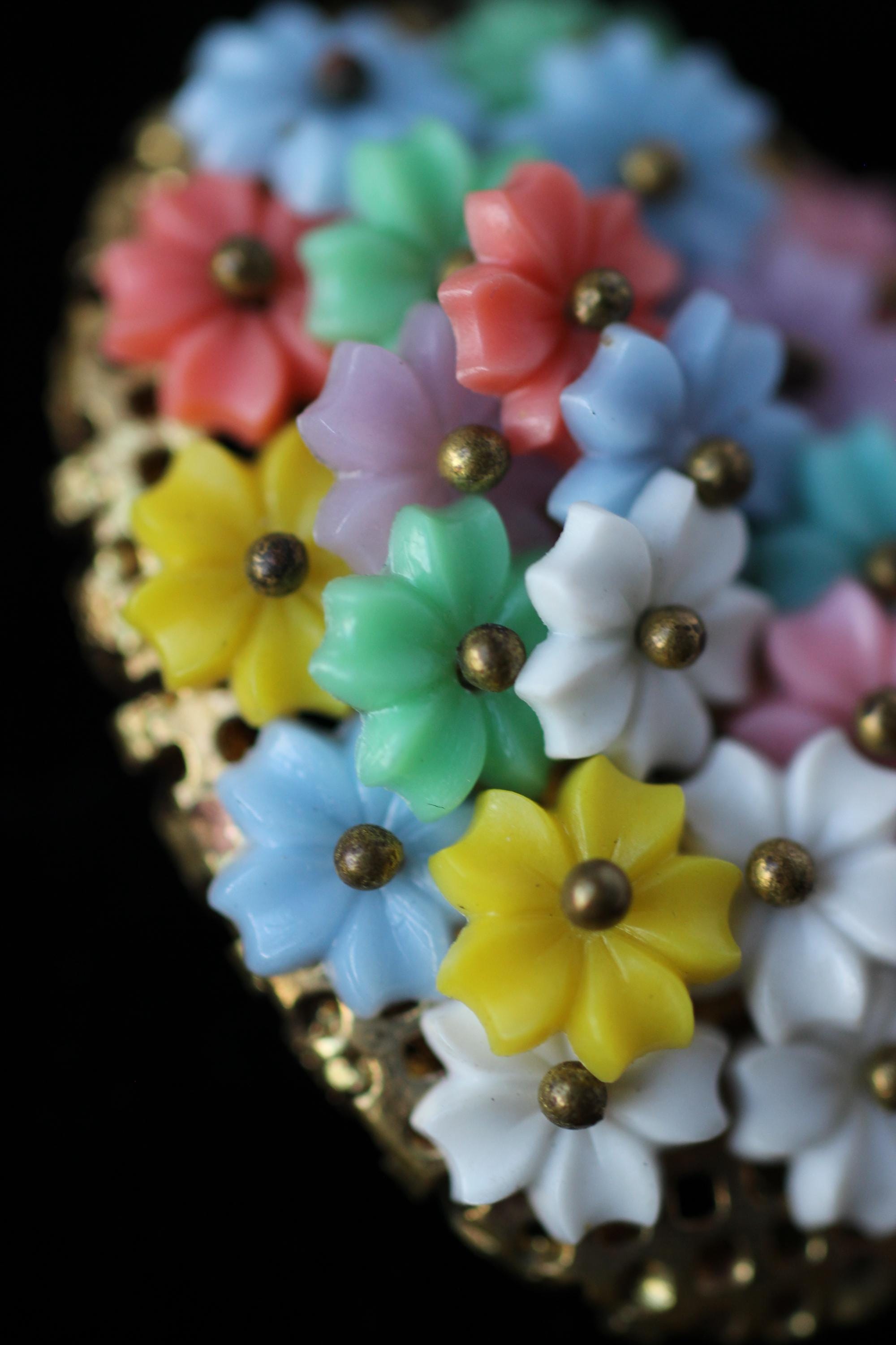 Vintage Miriam Haskell Style Flower Dress Clip: Multicolored  display picture 2