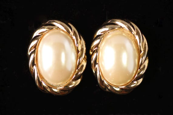 Vintage 80s Givenchy Clip On Earrings: Chunky Fau… - image 2