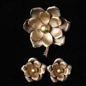 Kramer of New York Brooch - Etsy