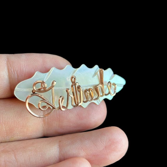 Vintage Abalone Shell Name “Gertrude” Script Broo… - image 4