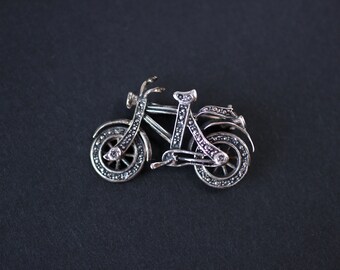 Vintage Sterling Silver 925 Bicycle Bike Brooch Pin with Spinning Wheel