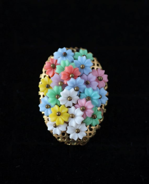 Vintage Miriam Haskell Style Flower Dress Clip: Multicolored  display picture 3