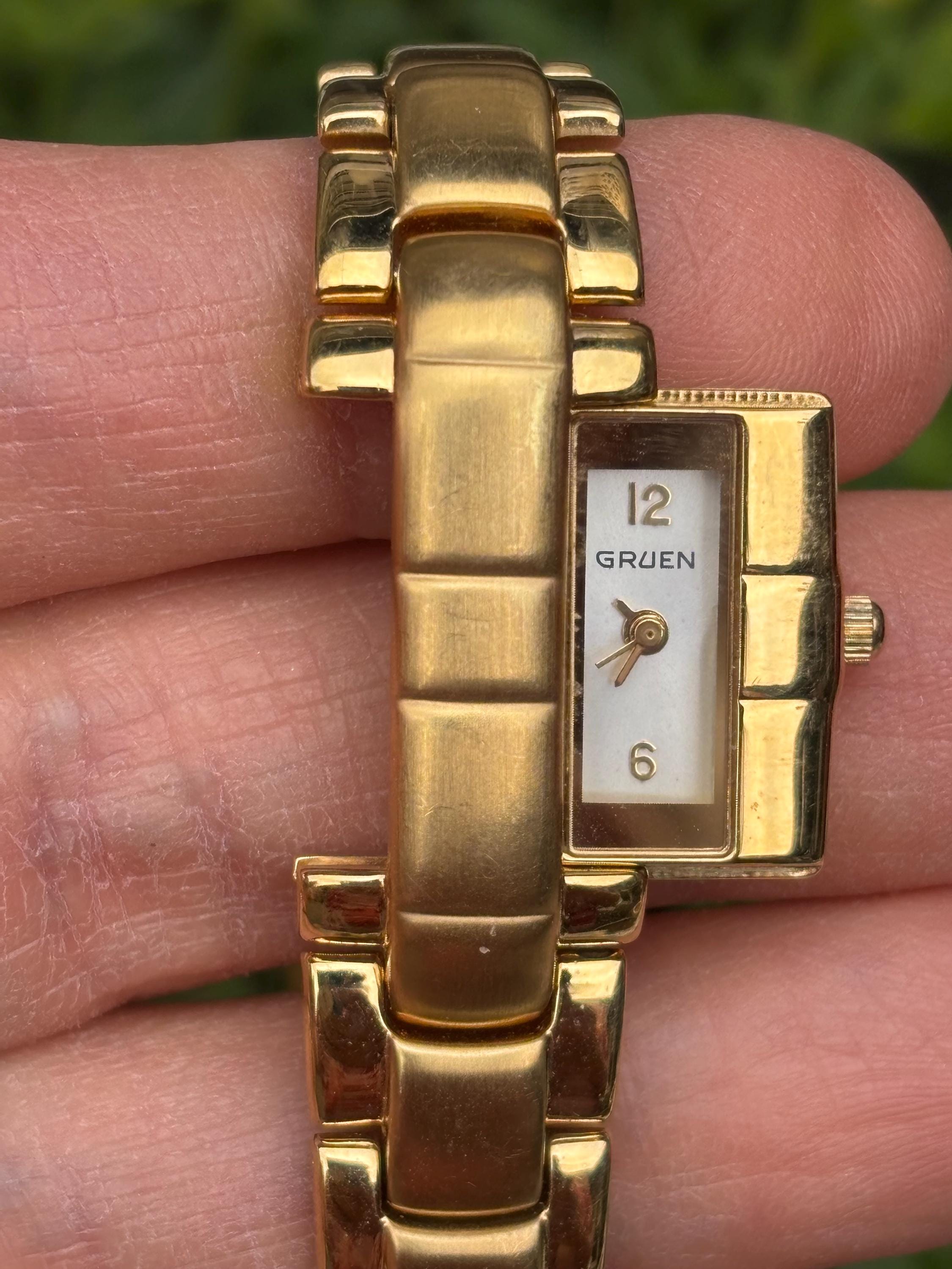Vintage, Like New! Gruen Two-Tone Peek-A-Boo Bracelet Watch w/ New Battery Vtg Gruen Peek-A-Boo Gold Tone and Blue | Mercari main image 3