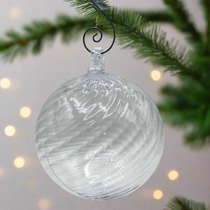 Hand Blown Clear Spiral Twist Glass Ornament – Christmas Tree Decoration