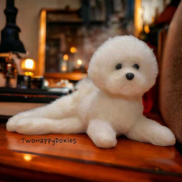 Bichon frise soft scilpture from wool in needle felting technique, handmade, OOAK, portrait dog soft sculpture