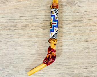 Tepi hapé applicator in palo santo wood model of the Huitoto tribe - random choice