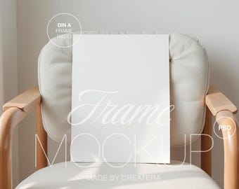 Minimalistisches Poster Mockup: DIN A Papier, Vertikales Kunstwerk (PSD)