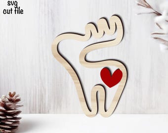 Cute Reindeer Ornament SVG  Laser Cutting, reindeer with heart, Christmas decor, svg for Glowforge, svg cut files, Crichton reindeer file