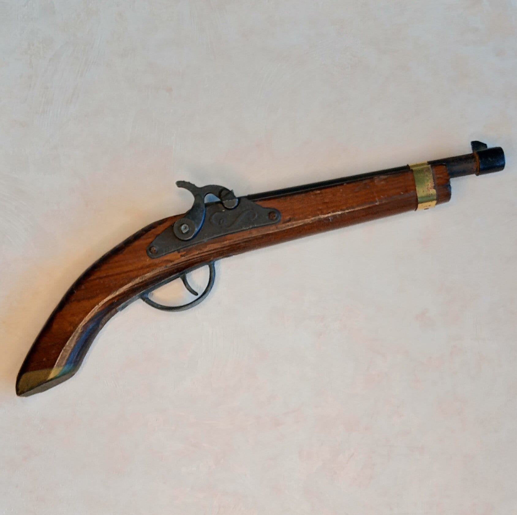 Pistola de juguete vintage -  España
