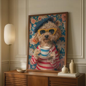Poster con un Cockapoo che beve il tè, divertente decorazione murale con un cane, stampa floreale per gli amanti del tè