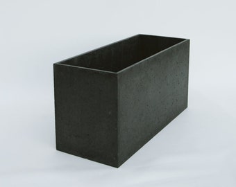 Rectangular concrete planter, anthracite color