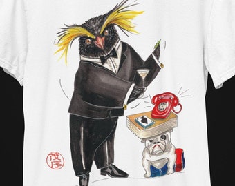 Penguin Tuxedo T-shirt: Humoristisk Bond-inspirerad konst