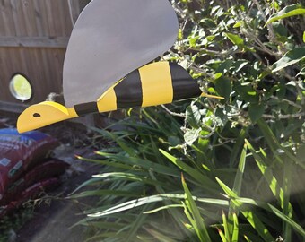 Handmade Bumblebee Hanging Garden Decor PVC decoration