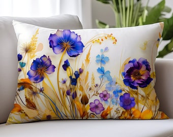 Coussin lombaire bleu fleurs sauvages : art floral vintage, impression recto-verso